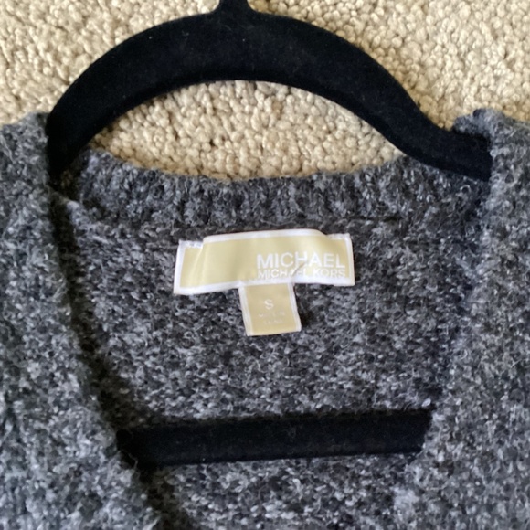 Michael Kors charcoal V neck sweater size S - Picture 4 of 7